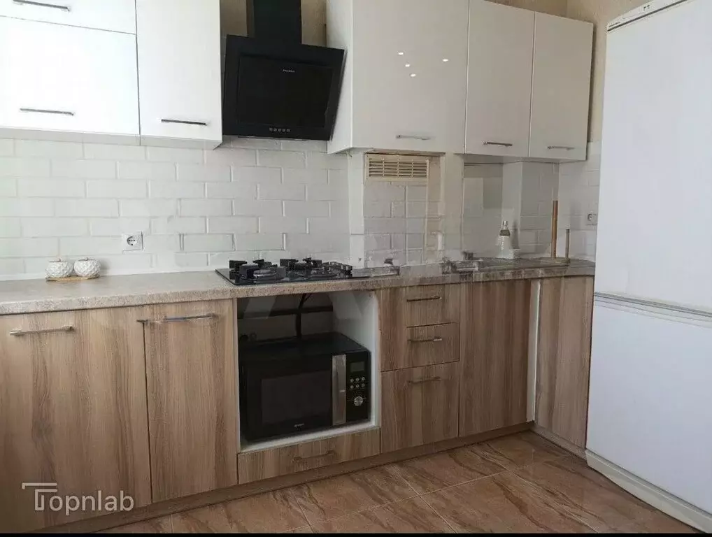 1-комнатная квартира: Калининград, улица Гайдара, 155 (46.4 м) - Фото 2