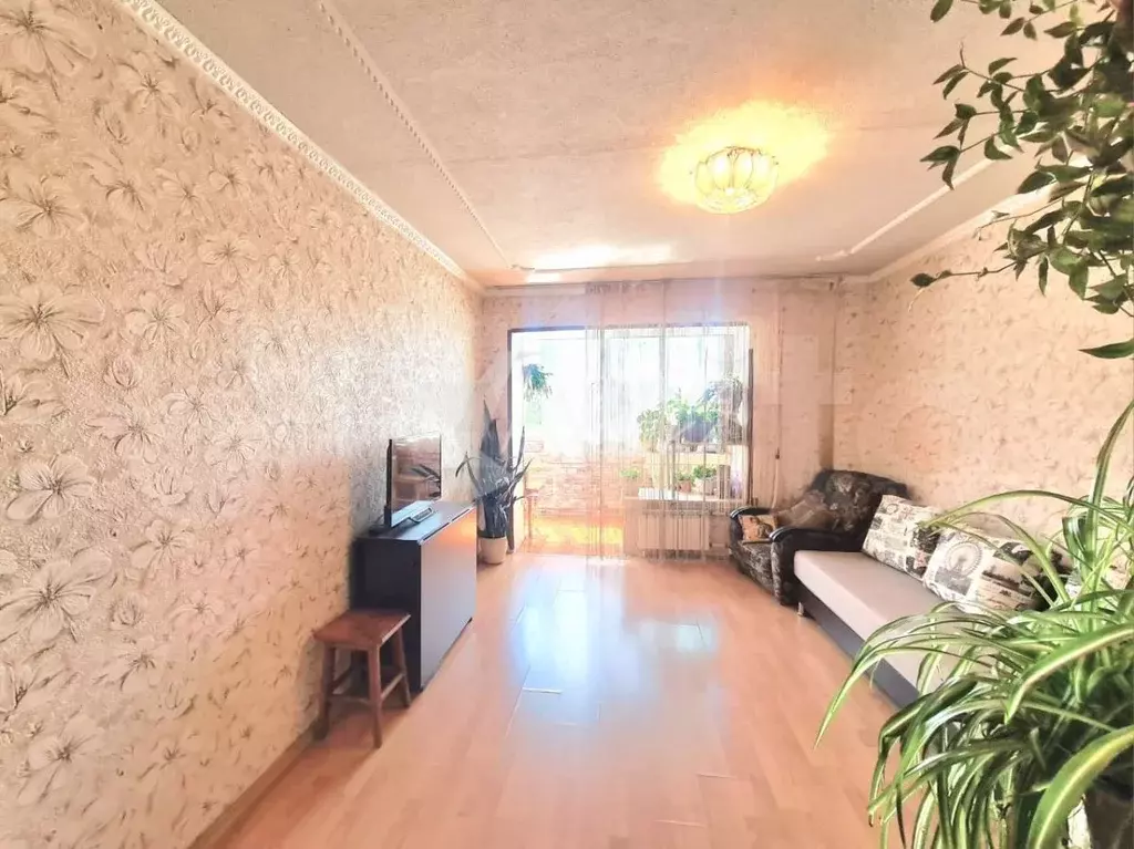 3-к. квартира, 60 м, 4/5 эт. - Фото 1