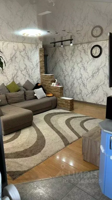 3-к кв. Свердловская область, Екатеринбург ул. Сахалинская, 1 (54.9 м) - Фото 1