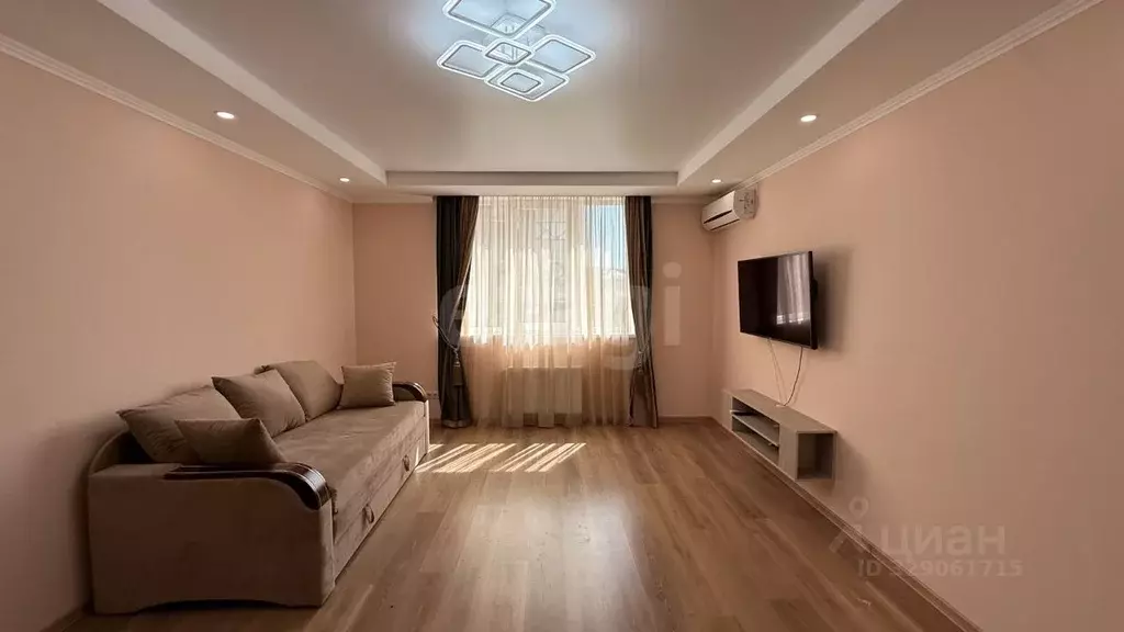 1-к кв. Крым, Симферополь ул. Балаклавская (40.2 м) - Фото 1