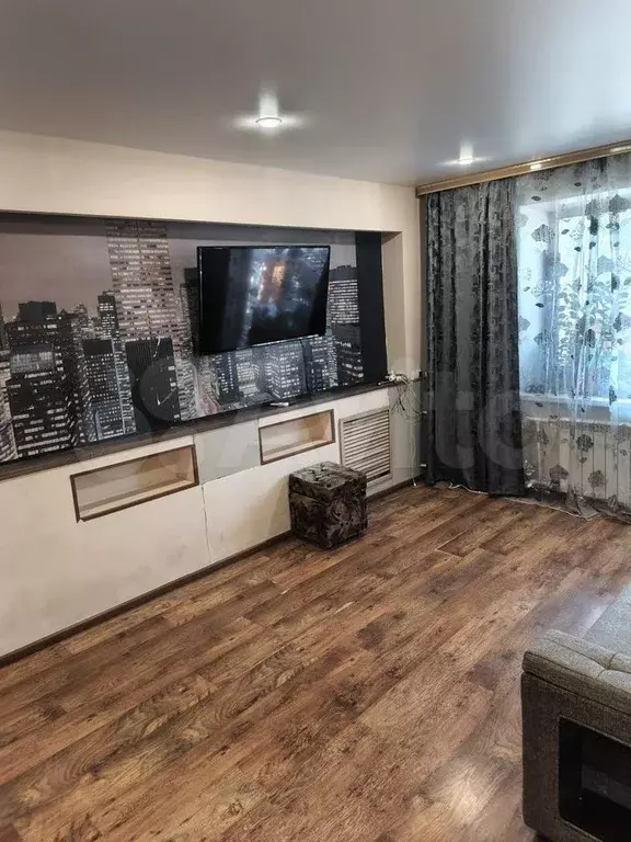 2-к. квартира, 50 м, 1/5 эт. - Фото 1