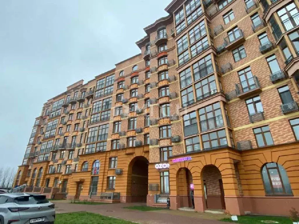Продается 3-комнатная квартира - Фото 1