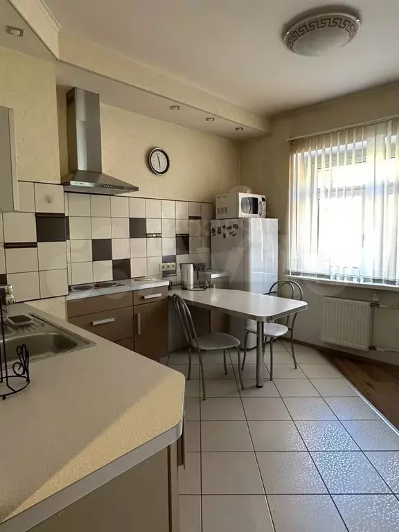 1-к. квартира, 40 м, 3/6 эт. - Фото 1