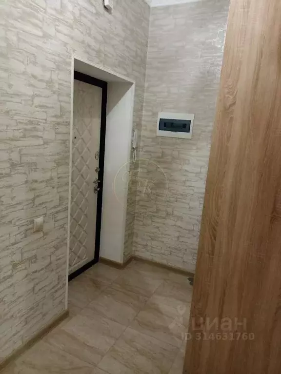2-к кв. Карачаево-Черкесия, Черкесск ул. Доватора, 84/Б (75.0 м) - Фото 0