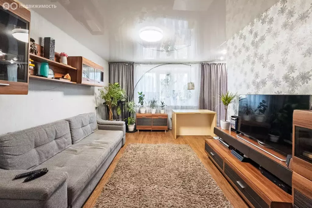 3-комнатная квартира: Ульяновск, улица Ефремова, 153 (59.6 м) - Фото 1