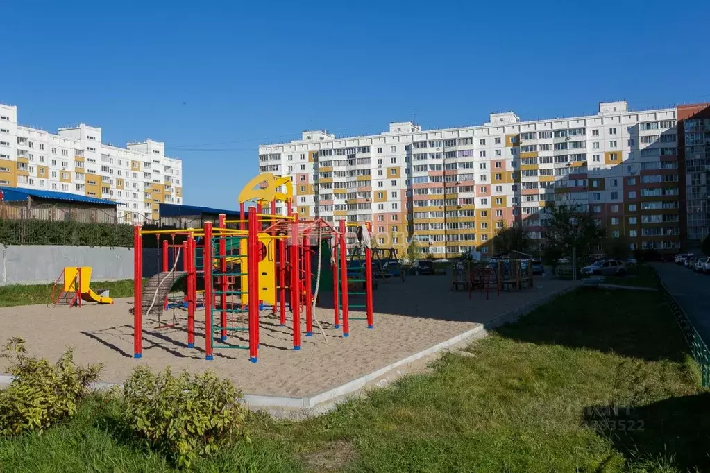 3-к кв. Новосибирская область, Новосибирск Спортивная ул., 13 (69.4 м) - Фото 1