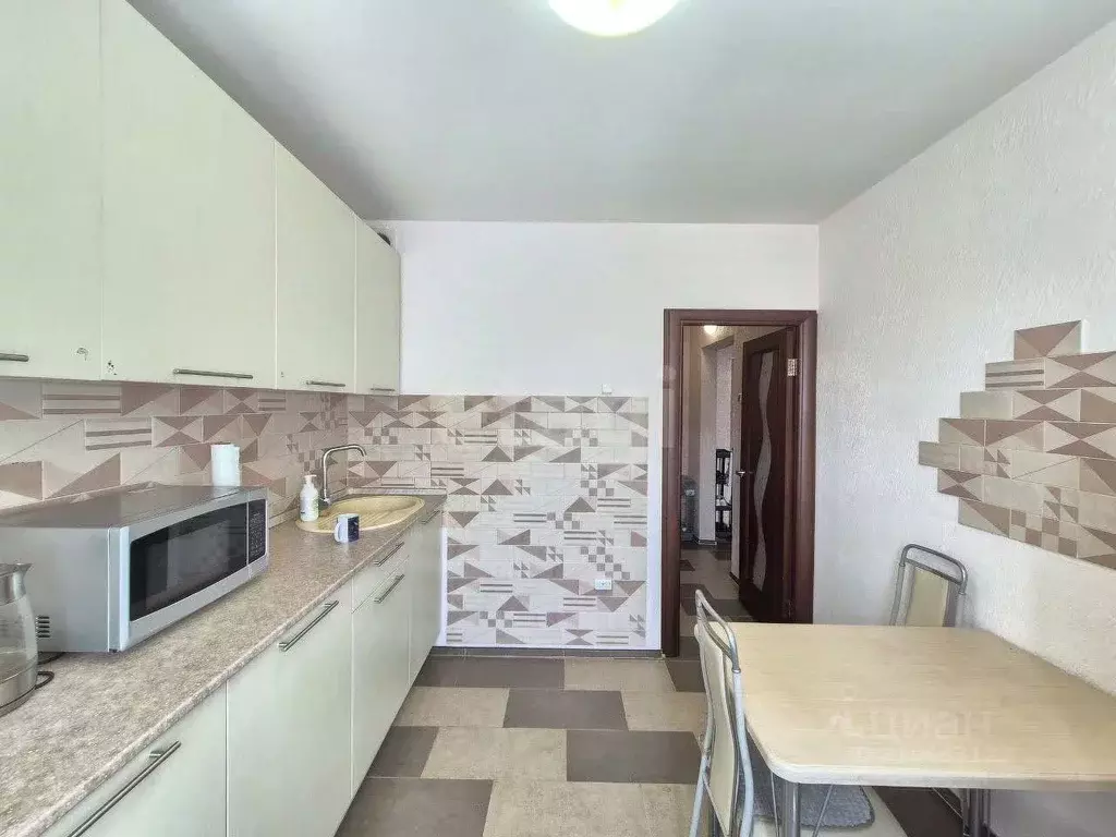 2-к кв. Красноярский край, Красноярск Пролетарская ул., 147 (52.9 м) - Фото 0