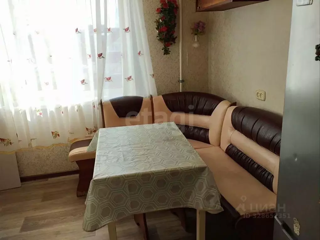 2-к кв. Ярославская область, Рыбинск 1-я Выборгская ул., 28 (49.7 м) - Фото 1