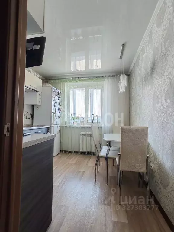 1-к кв. Омская область, Омск ул. Кирова, 20 (40.3 м) - Фото 2