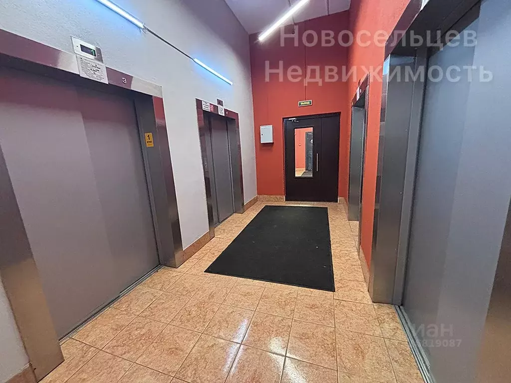 Студия Санкт-Петербург пос. Парголово, Заречная ул., 11к2 (30.9 м) - Фото 1