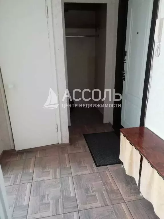 1-к кв. Омская область, Омск ул. 75-й Гвардейской Бригады, 1В (39.0 м) - Фото 0