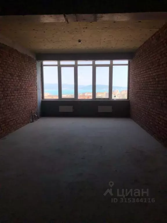 Помещение свободного назначения в Краснодарский край, Новороссийск ул. ... - Фото 0