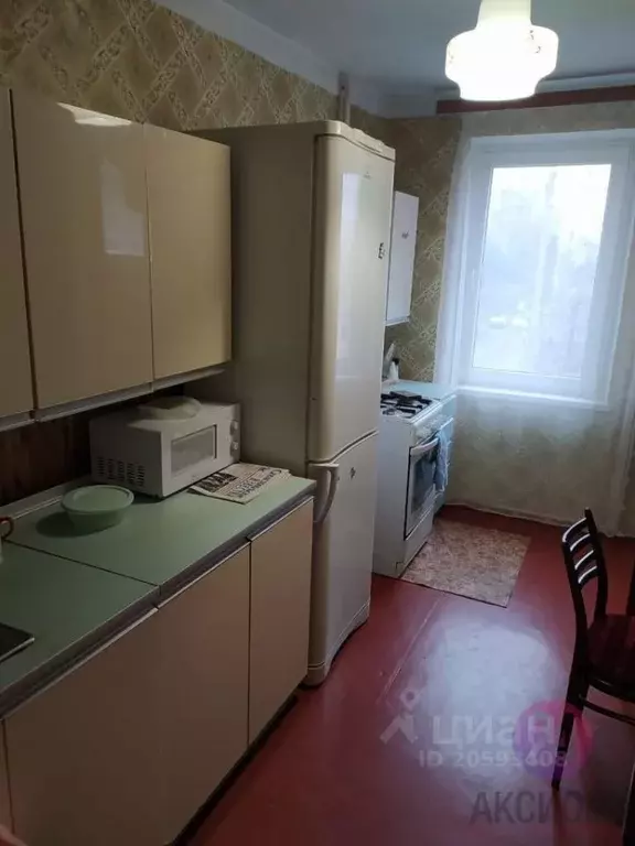 2-к кв. Севастополь просп. Октябрьской Революции, 22/13 (56.0 м) - Фото 1