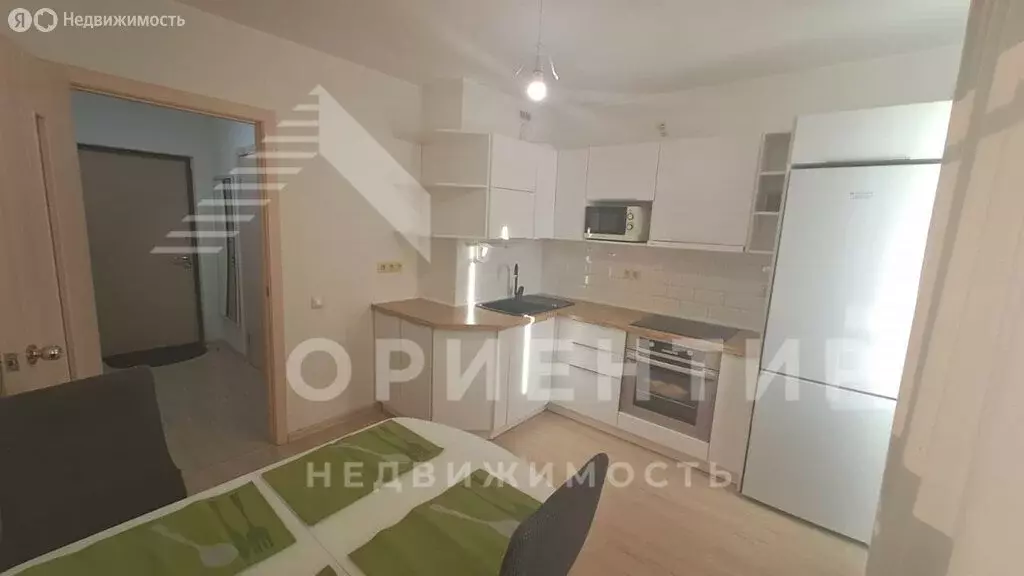 1-комнатная квартира: Екатеринбург, Рассветная улица, 6к1 (38.4 м) - Фото 2