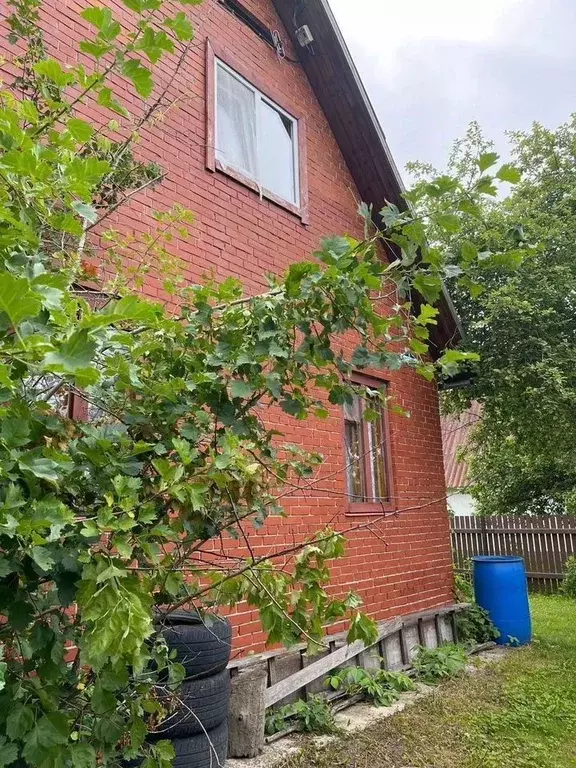 Дом в Ленинградская область, Лужский район, Заклинское с/пос, ... - Фото 1