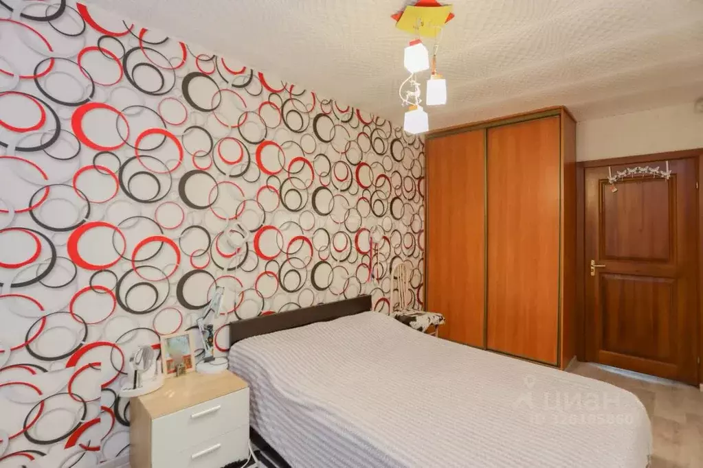 3-к кв. Иркутская область, Ангарск 92-й кв-л, 24 (59.0 м) - Фото 0