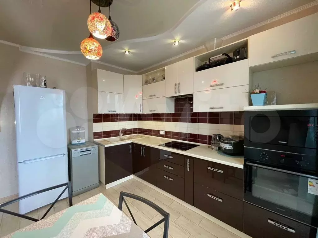 3-к. квартира, 70 м, 7/8 эт. - Фото 1