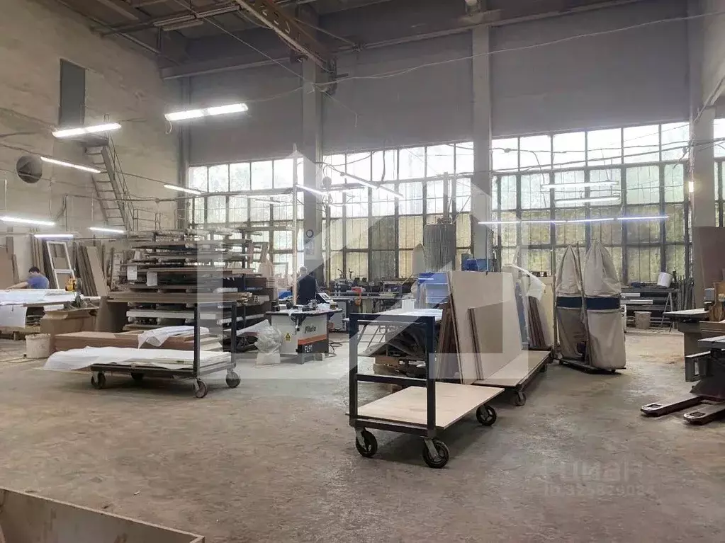 Помещение свободного назначения в Москва Дорожная ул., 3к19с1 (9140 м) - Фото 1