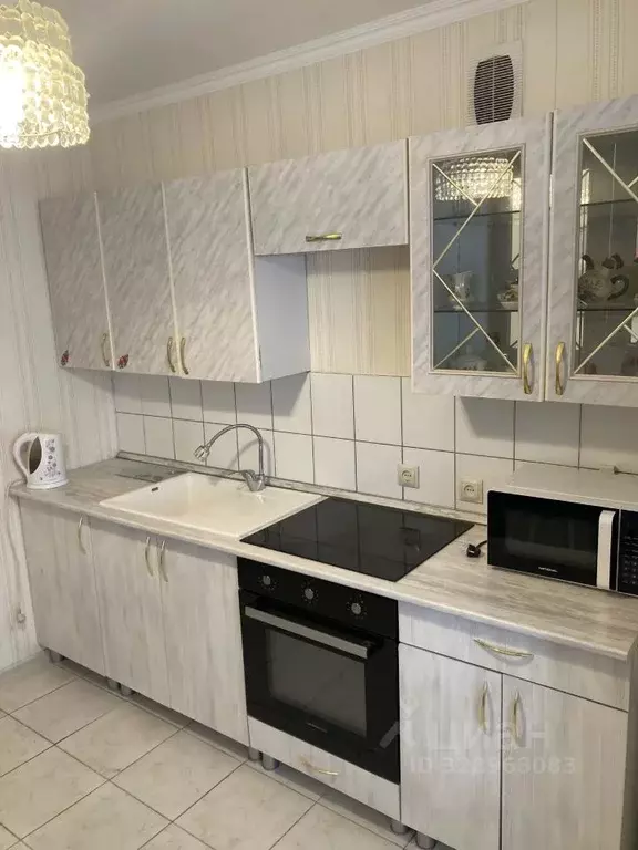 2-к кв. Тюменская область, Тюмень ул. 50 лет Октября, 21А (52.0 м) - Фото 2