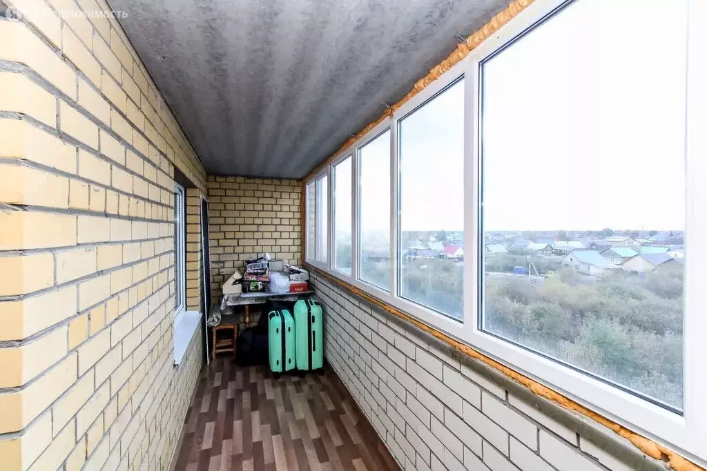 1-комнатная квартира: Тюмень, улица Избышева, 8 (38.2 м) - Фото 1