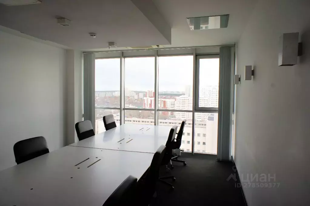 Офис в Свердловская область, Екатеринбург ул. Московская, 195 (40 м) - Фото 2