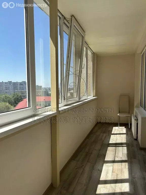 1-комнатная квартира: Волгоград, улица Поддубного, 1 (53.9 м) - Фото 1