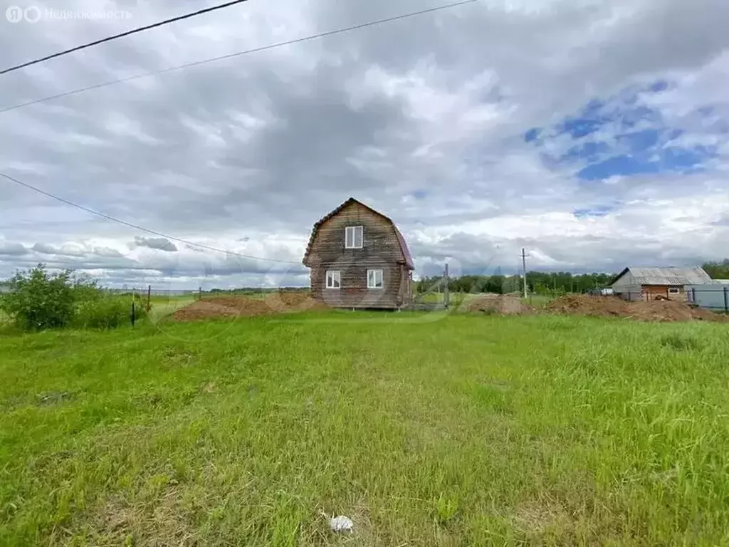 Дом в Тюменская область, Ялуторовский муниципальный округ, село Киева ... - Фото 1