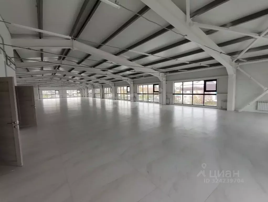 Помещение свободного назначения в Тюменская область, Тюмень ул. ... - Фото 0