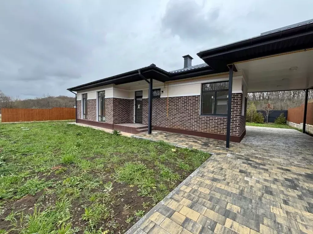 Дом в Крым, Симферопольский район, Добровское с/пос, с. Краснолесье ... - Фото 1