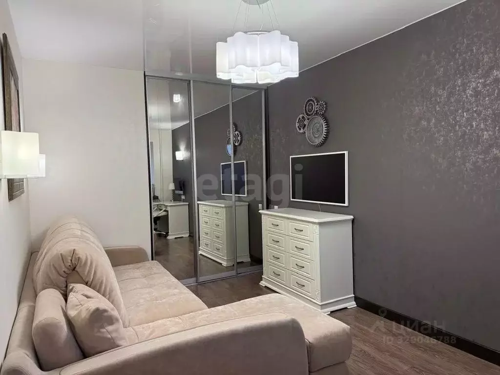 2-к кв. Башкортостан, Уфа ул. Гоголя, 63/1 (70.0 м) - Фото 1