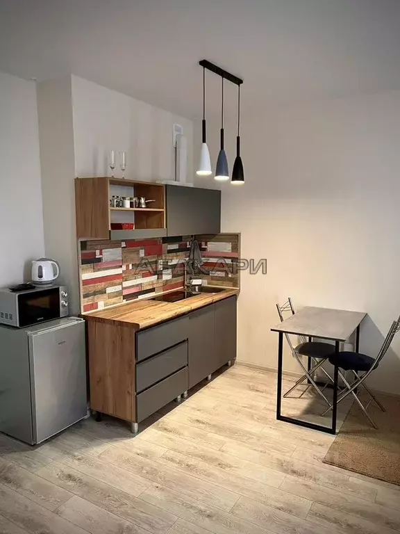 Студия Красноярский край, Красноярск ул. Петра Подзолкова, 20 (31.0 м) - Фото 1