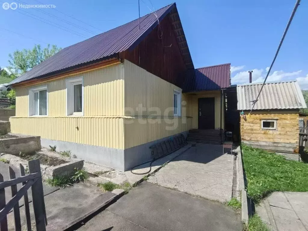 Дом в Горно-Алтайск, улица Гагарина (50 м) - Фото 1