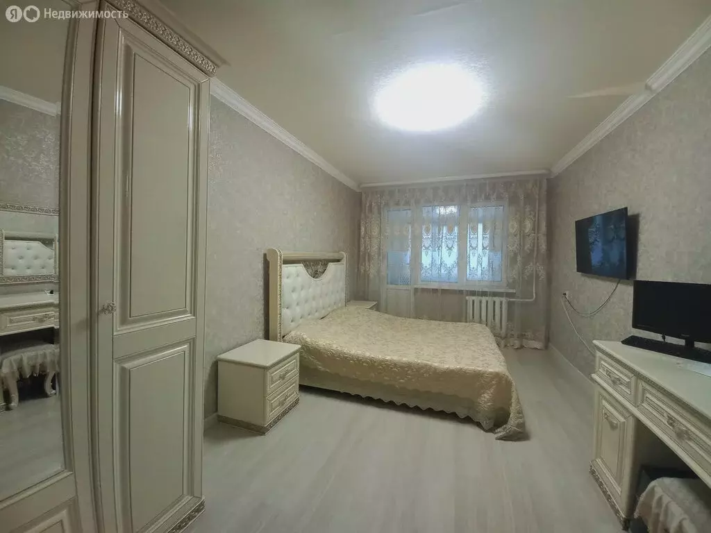2-комнатная квартира: Нальчик, улица Ашурова, 30 (62.5 м) - Фото 0