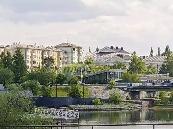 2-к кв. Иркутская область, Иркутск Байкальская ул., 258 (45.6 м) - Фото 0