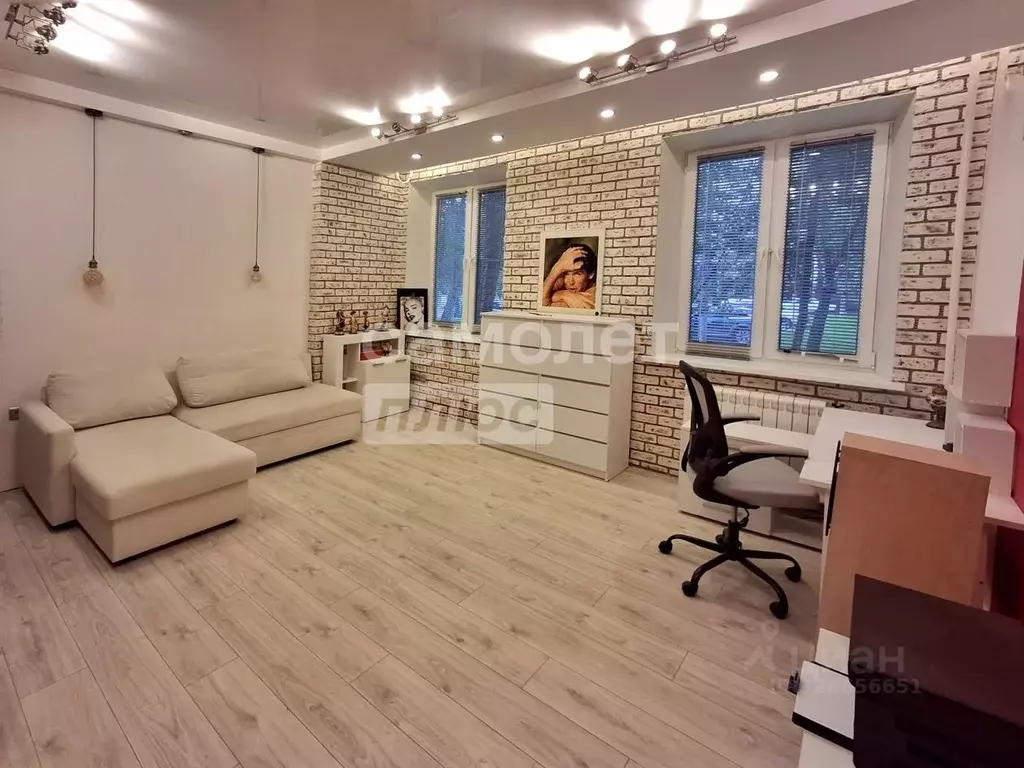 3-к кв. Москва ул. Строителей, 5К3 (78.2 м) - Фото 1