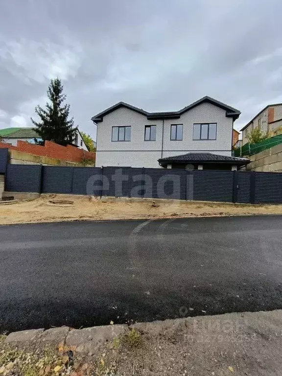 Дом в Воронежская область, Воронеж Ульяновская ул., 23 (274 м) - Фото 1