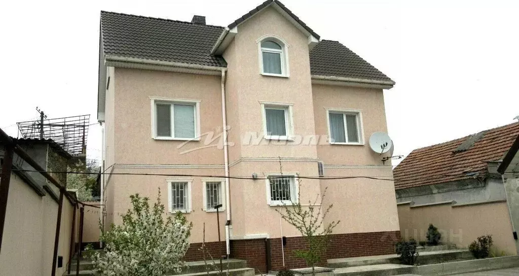 Дом в Крым, Симферополь ул. Сельвинского (222 м) - Фото 1
