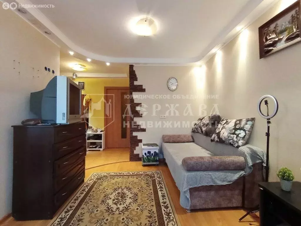 2-комнатная квартира: Кемерово, Инициативная улица, 24А (46.7 м) - Фото 0