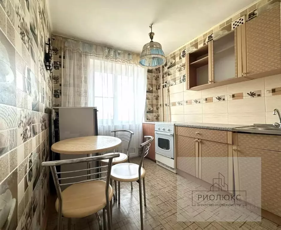 Свободной планировки кв. Челябинская область, Магнитогорск ул. ... - Фото 1