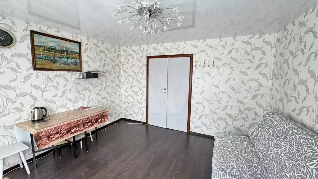 Комната 15 м в 3-к., 6/9 эт. - Фото 0