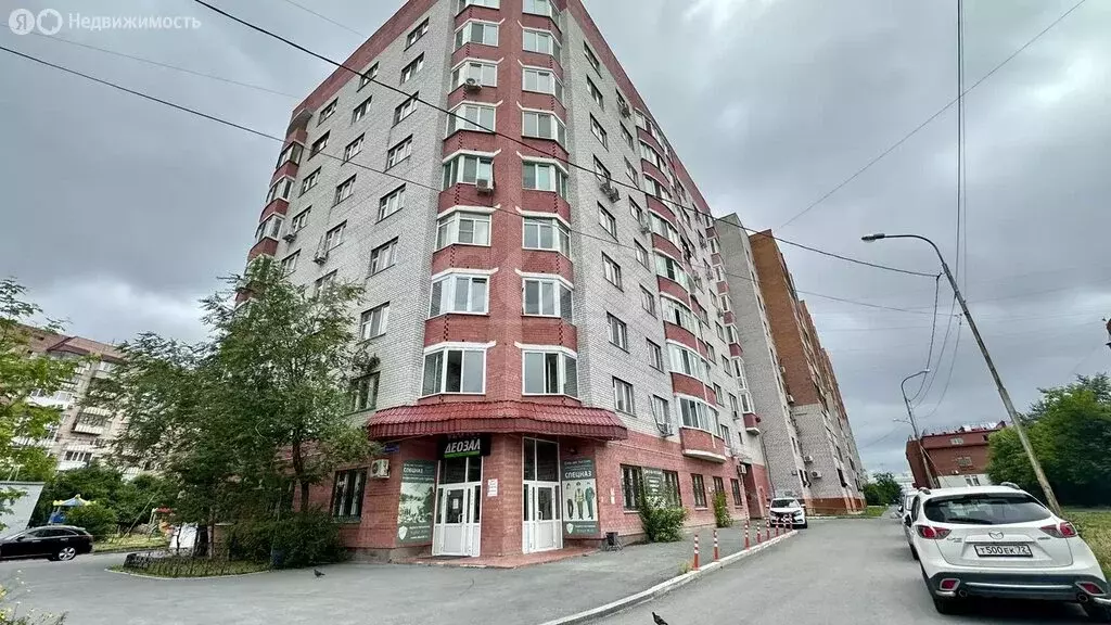 1-комнатная квартира: Тюмень, улица Николая Чаплина, 132к1 (51 м) - Фото 1
