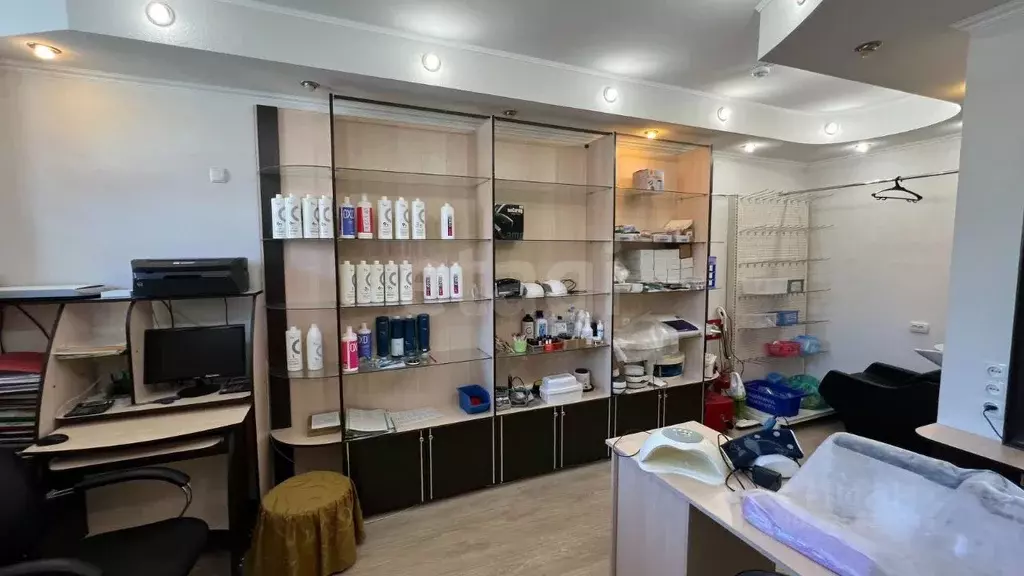 Торговая площадь в Крым, Феодосия ул. Базарная, 6 (52 м) - Фото 1