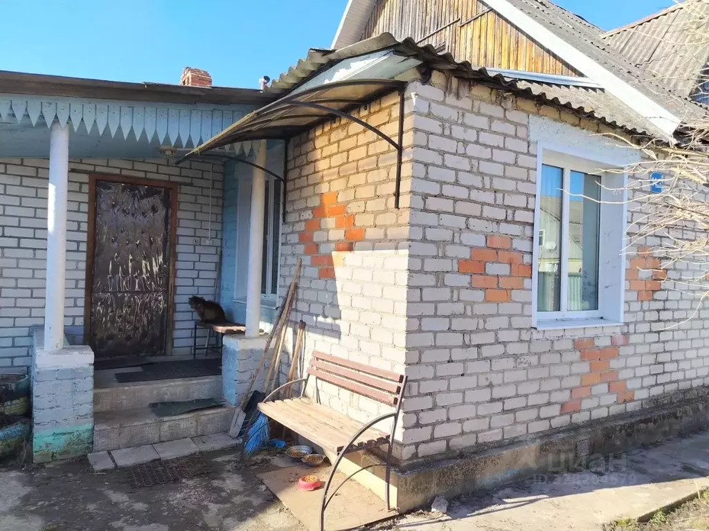 Дом в Брянская область, Жуковка Киевская ул., 14 (90 м) - Фото 1