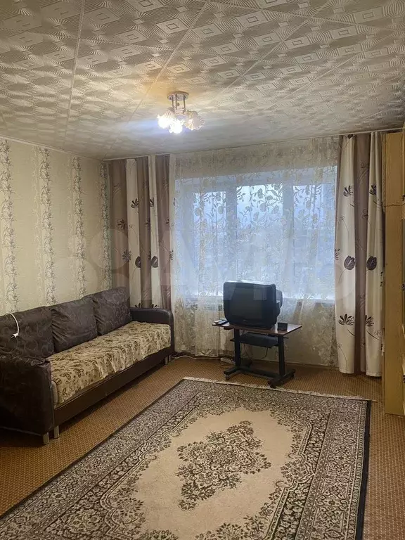 1-к. квартира, 32 м, 6/9 эт. - Фото 0