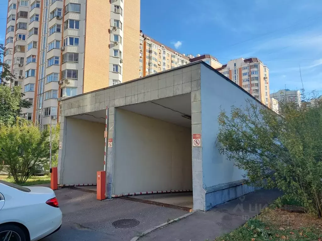 Гараж в Москва Новорогожская ул., 8 (13 м) - Фото 0