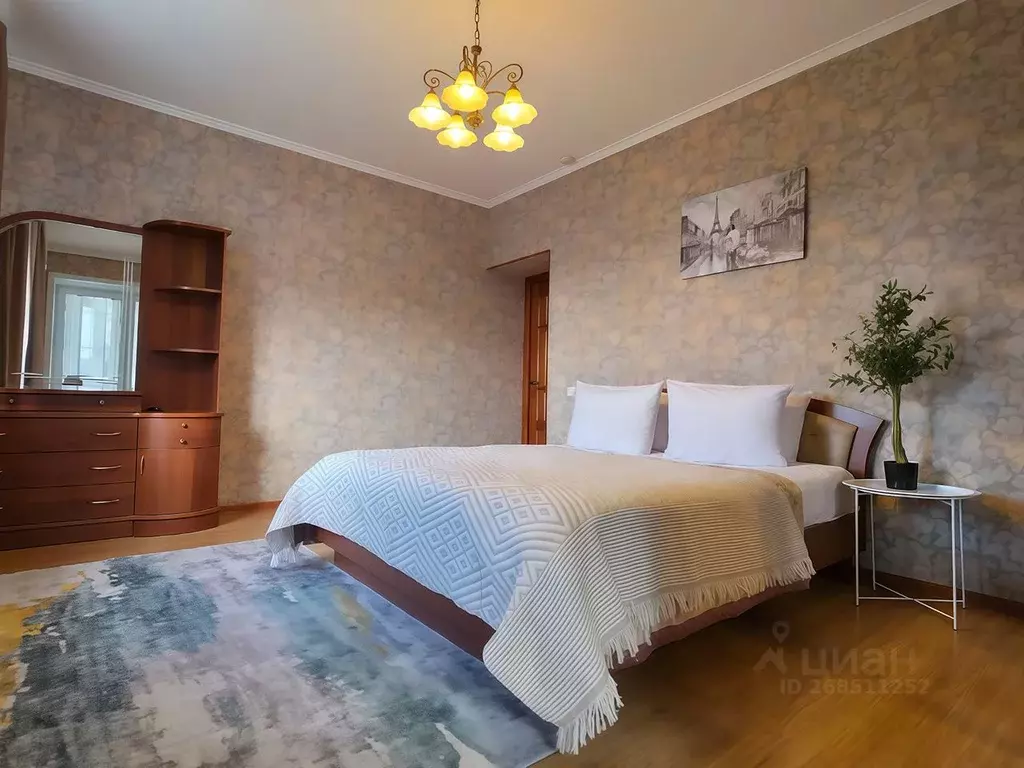 2-к кв. Астраханская область, Астрахань ул. Савушкина, 4к2 (70.0 м) - Фото 1