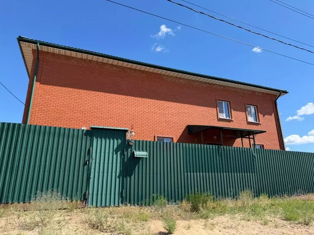 Дом в Волгоградская область, Волгоград ул. Рублева (359 м) - Фото 1