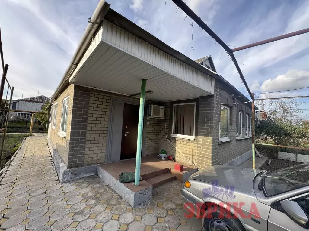 Дом в Краснодарский край, Крымск ул. Луначарского, 75 (76 м) - Фото 1