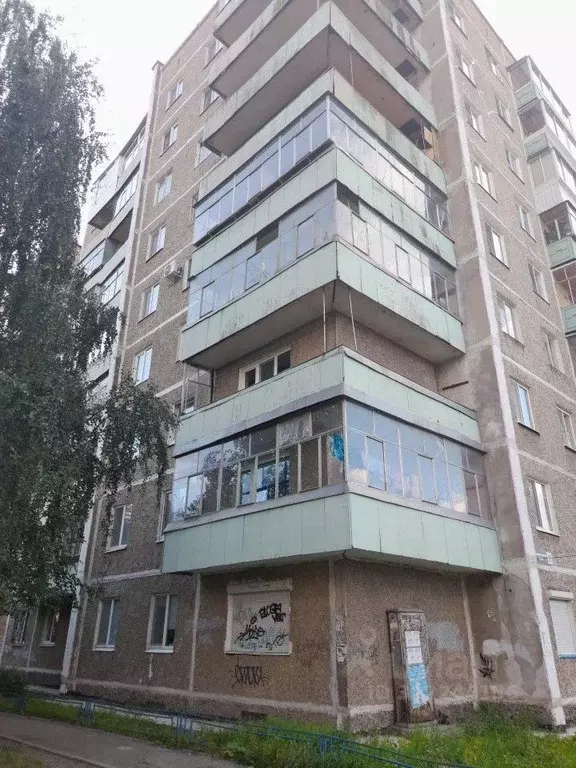 4-к кв. Свердловская область, Нижний Тагил ул. Удовенко, 10 (74.2 м) - Фото 0