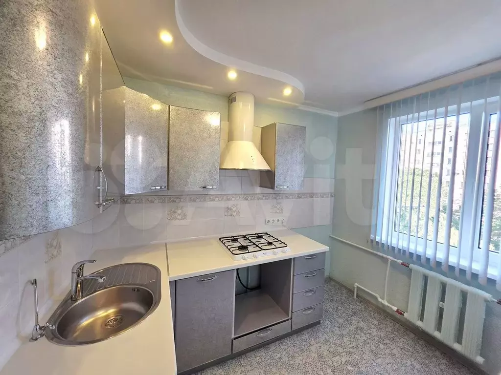 3-к. квартира, 60 м, 5/5 эт. - Фото 1